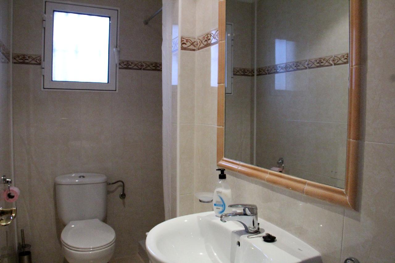Akilar 1646607966YJRPIU ref 1781 mobile 12 Ensuite shower to the master bedroom Villamartin