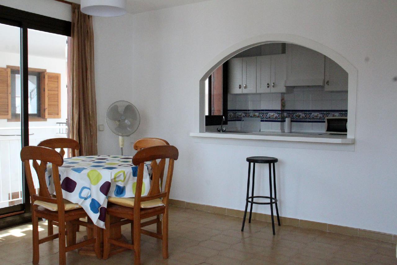 Akilar 1669821558QLCPVR ref 1795 mobile 5 Dining area of the apartment Villamartin Plaza