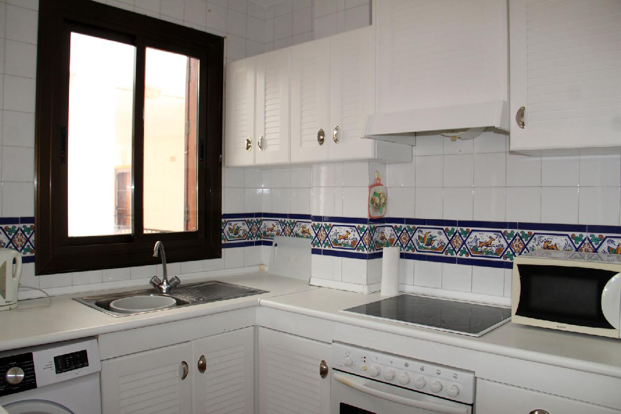 Akilar 1669821558QLCPVR ref 1795 mobile 6 Fully fitted Anerican Style kitchen Villamartin Plaza