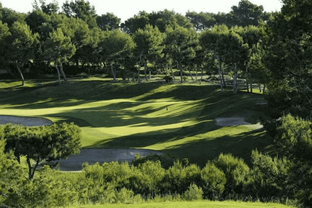 Akilar 1578332977JCAXUS ref 1753 mobile 18 Villamartin Golf Course next door Villamartin