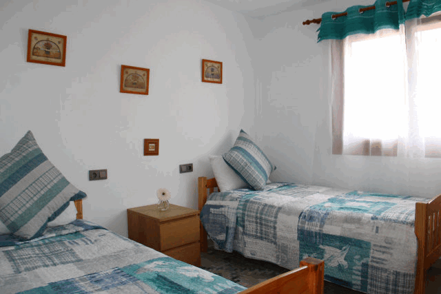 Akilar 1573232035CAIEMJ ref 1746 mobile 9 Master Bedroom Villamartin Plaza