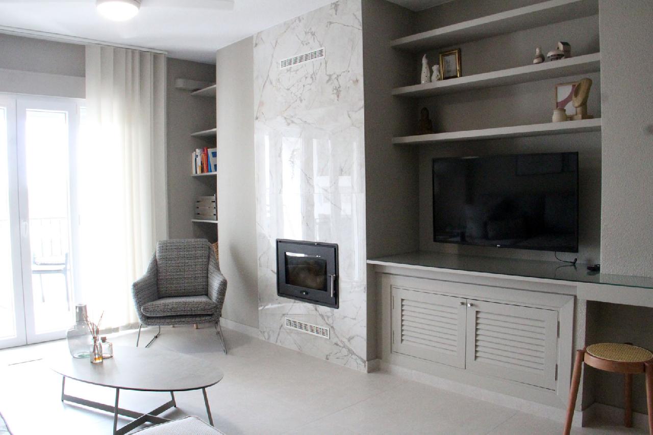 Akilar 1727345483KBYMSO ref 1825 mobile 4 Entertainment centre for the apt Villamartin Plaza