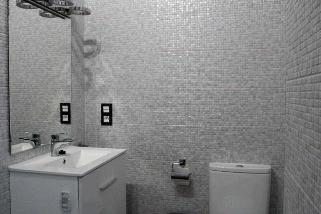 Akilar 1573262354VPSUTQ ref 1751 mobile 12 Beautiful shower room Villamartin Plaza