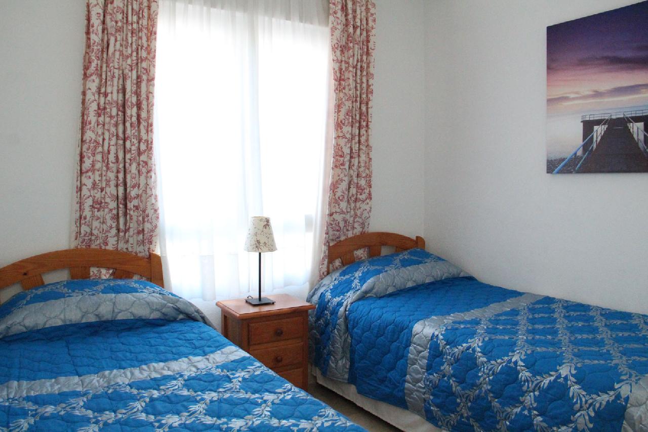 Akilar 1675537577MFGATO ref 1798 mobile 12 Bedroom 2 with 2 single beds Villamartin Plaza