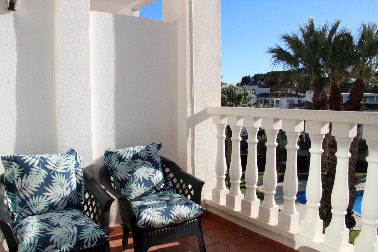 Akilar 1675537577MFGATO ref 1798 mobile 15 Sunny balcony Villamartin Plaza