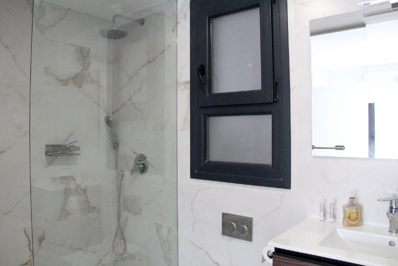 Akilar 1699280071XIHRFC ref 1813 mobile 9 Enquite shower room for the master bedroom Villamartin