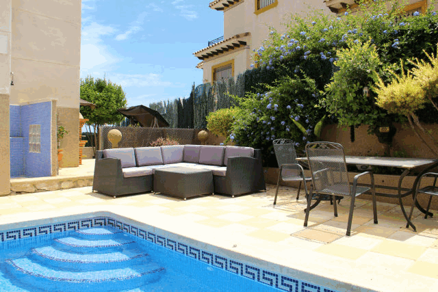 Akilar 1591917851KBDQSH ref 1760 mobile 3 Seating at the pool to relax or dine Pinada Golf