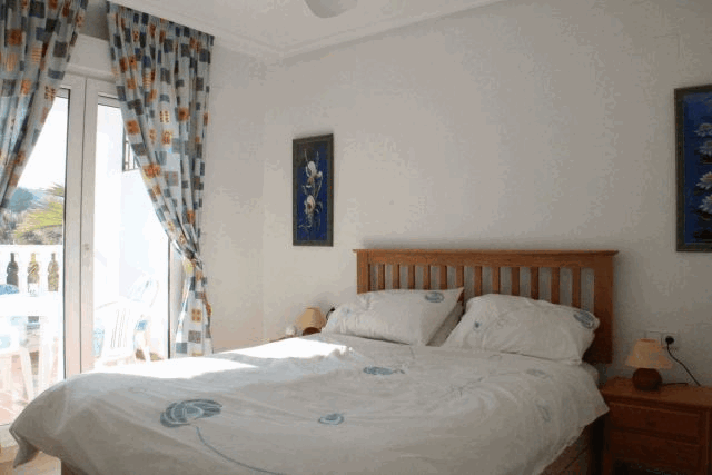 Akilar 1578332977JCAXUS ref 1753 mobile 8 Master Bedroom with ensuite shower and opens to balcony Villamartin