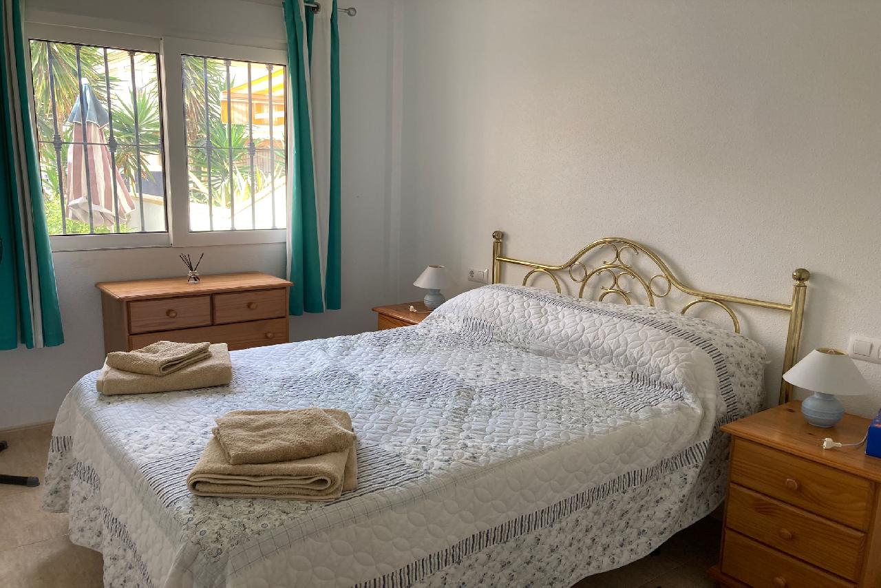 Akilar 1699283857FORJHE ref 1814 mobile 13 Double bedroom downstairs Villamartin