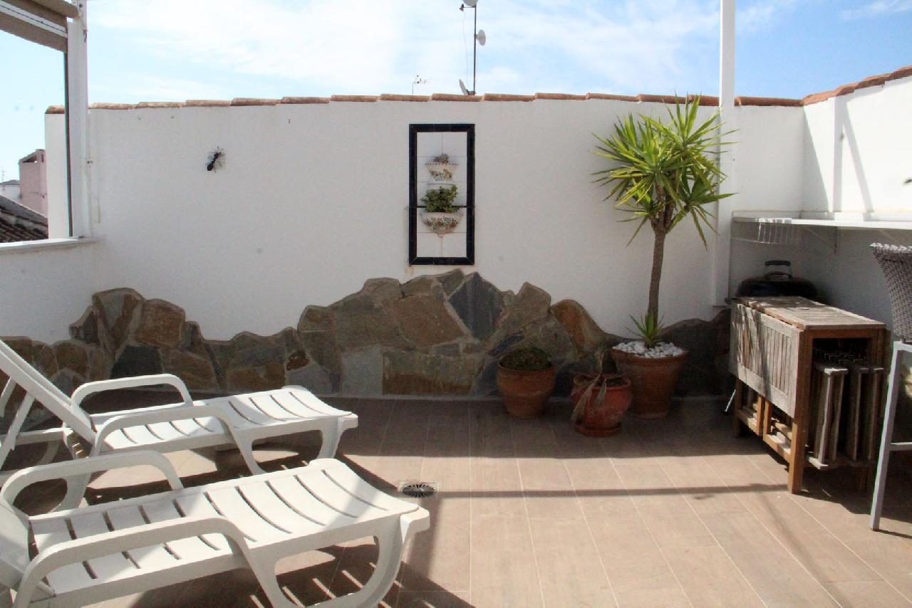 Akilar 1554128262WKZYFX ref 1740 mobile 9 Terrace off of living room Villamartin Plaza