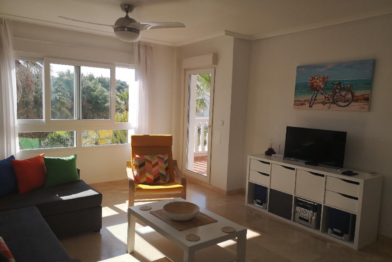 Akilar 1578332977JCAXUS ref 1753 mobile 3 Spacious Living room Villamartin