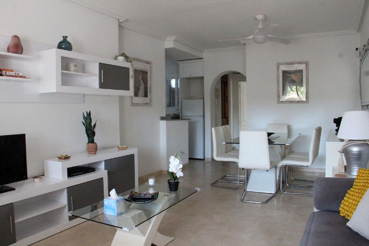Akilar 1727349388UDOEMA ref 1826 mobile 7 Stunning dining area and ent.  Villamartin Plaza